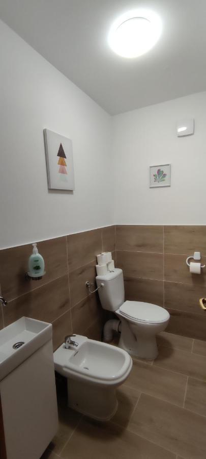 Hella Vendégház Eger Esterno foto